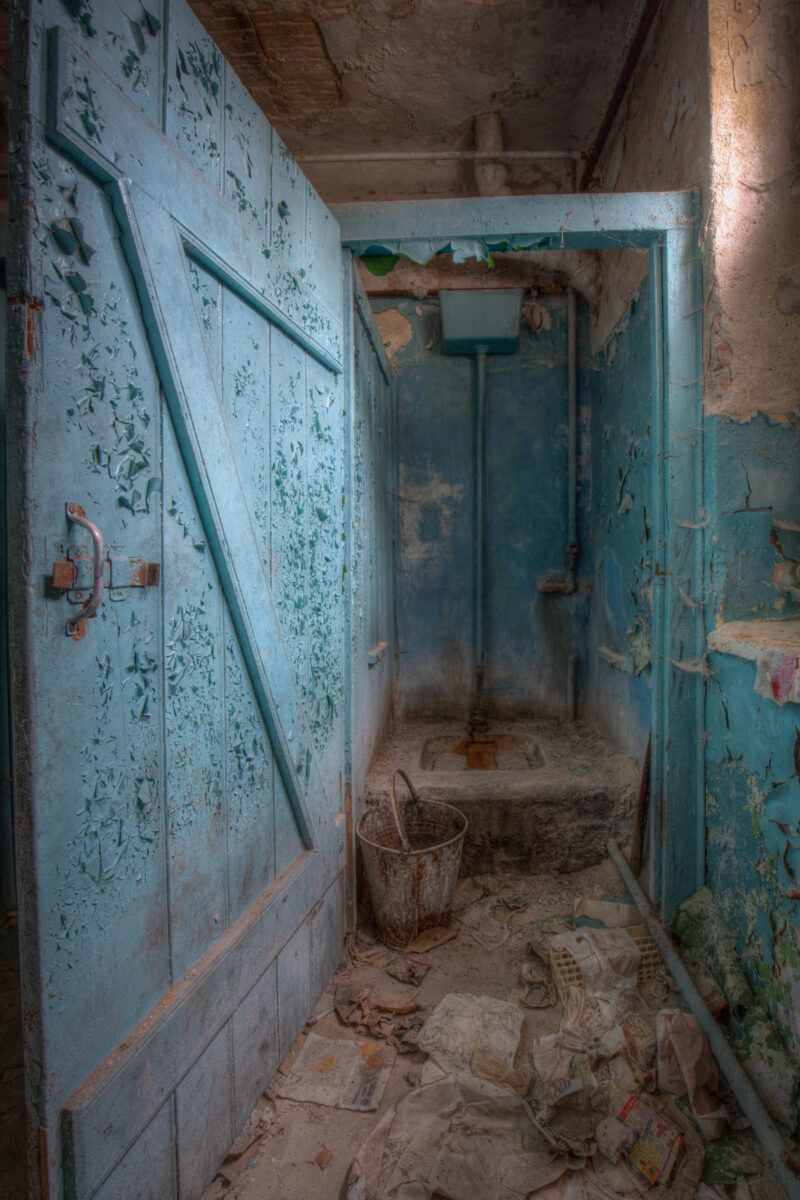 in einer alten Kaserne